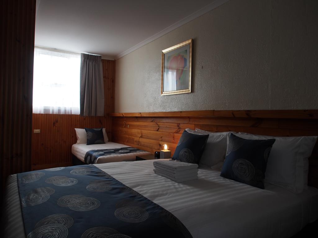 Majestic Motel ฮอร์แชม ภายนอก รูปภาพ